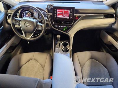 Zdjęcie 8 z 12 samochodu: 2023 TOYOTA CAMRY LE VIN:4T1V11AK7PU734651 - miniatura