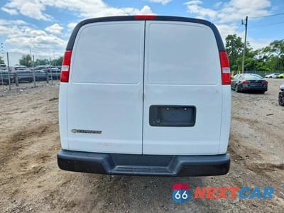 Zdjęcie 6 z 13 samochodu: 2021 CHEVROLET EXPRESS G2500 VIN:1GCWGAFP7M1251985 - miniatura