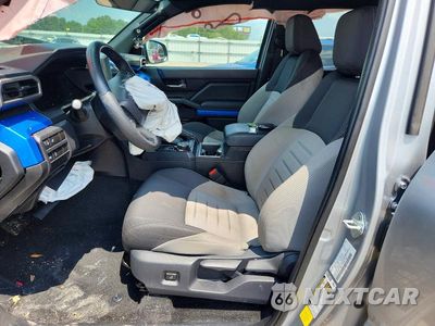 Zdjęcie 7 z 13 samochodu: 2025 TOYOTA TACOMA TRD OFF-ROAD VIN:3TMLB5JN7SM116777 - miniatura