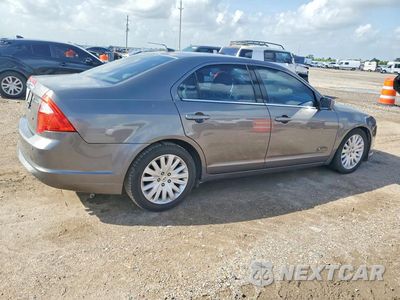 Trzecie zdjęcie samochodu z tyłu: 2010 FORD FUSION HYBRID VIN:3FADP0L37AR412538 - miniatura