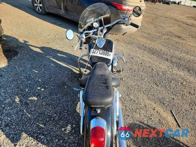 Zdjęcie 6 z 9 samochodu: 2000 HONDA VT750 CD2 VIN:JH2RC4469YM200522 - miniatura