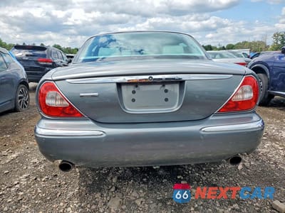 Zdjęcie 6 z 12 samochodu: 2005 JAGUAR XJ8 L VIN:SAJWA79C55SG42064 - miniatura
