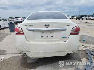 Zdjęcie 6 z 13 samochodu: 2013 NISSAN ALTIMA 2.5 VIN:1N4AL3AP7DN585702 - miniatura