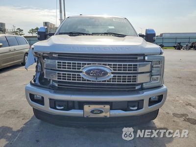 Piąte zdjęcie samochodu w środku: 2017 FORD F350 SUPER DUTY VIN:1FT8W3BT3HEC00315 - miniatura
