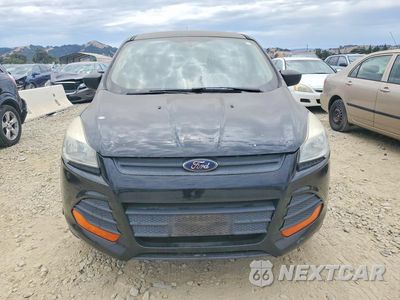 Piąte zdjęcie samochodu w środku: 2016 FORD ESCAPE S VIN:1FMCU0F74GUB24468 - miniatura