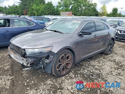 2013 FORD TAURUS SHO 1FAHP2KT2DG183258 - główne zdjęcie licytacji z USA - miniatura