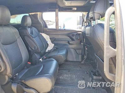 Zdjęcie 11 z 13 samochodu: 2025 TOYOTA SIENNA WOODLAND EDITION VIN:5TDCSKFC4SS173640 - miniatura