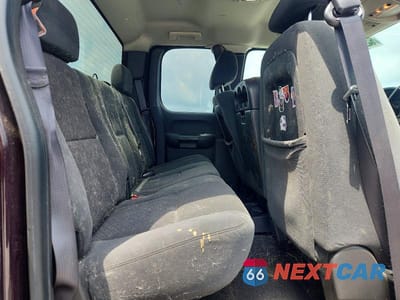 Zdjęcie 10 z 12 samochodu: 2008 CHEVROLET SILVERADO K1500 VIN:2GCEK19J581139218 - miniatura