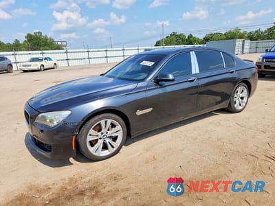 2015 BMW 740 LXI WBAYF4C53FGS99111 - główne zdjęcie licytacji z USA - miniatura