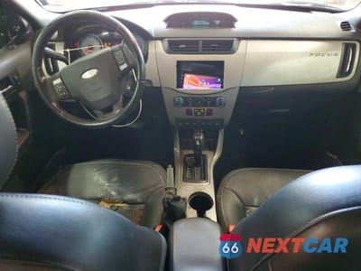 Zdjęcie 8 z 12 samochodu: 2010 FORD FOCUS SES VIN:1FAHP3GN8AW115628 - miniatura