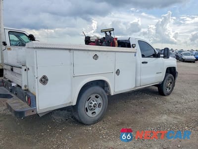 Trzecie zdjęcie samochodu z tyłu: 2016 CHEVROLET SILVERADO VIN:1GB0CUEG3GZ282343 - miniatura