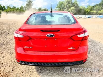 Zdjęcie 6 z 12 samochodu: 2012 FORD FOCUS SE VIN:1FAHP3F23CL469388 - miniatura