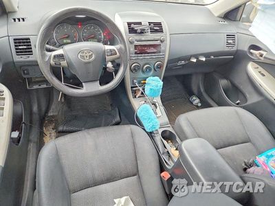 Zdjęcie 8 z 12 samochodu: 2011 TOYOTA COROLLA S VIN:2T1BU4EE2BC612749 - miniatura