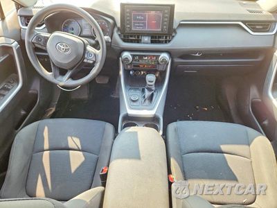 Zdjęcie 8 z 13 samochodu: 2019 TOYOTA RAV4 LE VIN:JTMLWRFV0KD030081 - miniatura