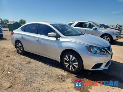 Czwarte zdjęcie samochodu z boku: 2019 NISSAN SENTRA SV VIN:3N1AB7AP4KY270394 - miniatura