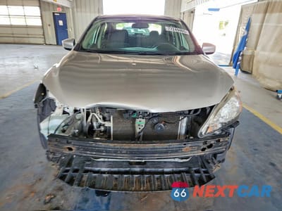 Piąte zdjęcie samochodu w środku: 2014 NISSAN SENTRA SV VIN:3N1AB7AP6EY339624 - miniatura
