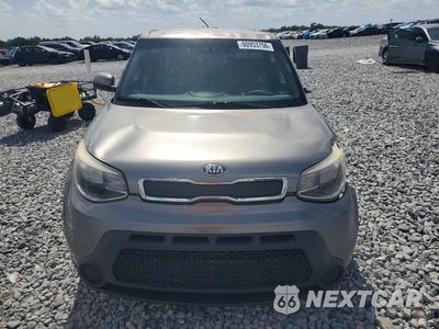 Piąte zdjęcie samochodu w środku: 2016 KIA SOUL BASE VIN:KNDJN2A28G7344646 - miniatura