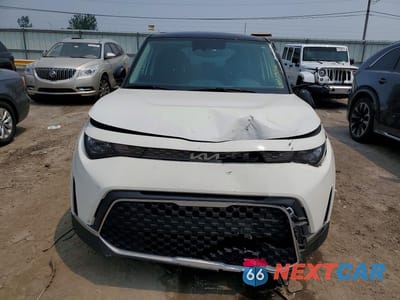 Piąte zdjęcie samochodu w środku: 2023 KIA SOUL S VIN:KNDJ23AU4P7208255 - miniatura