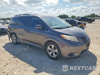 Czwarte zdjęcie samochodu z boku: 2015 TOYOTA SIENNA LE VIN:5TDKK3DC4FS568573 - miniatura