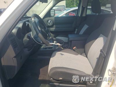 Zdjęcie 7 z 13 samochodu: 2007 DODGE NITRO VIN:1D8GU28K57W589480 - miniatura