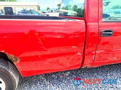 Zdjęcie 10 z 12 samochodu: 2005 CHEVROLET SILVERADO C1500 VIN:1GCEC14X05Z330198 - miniatura