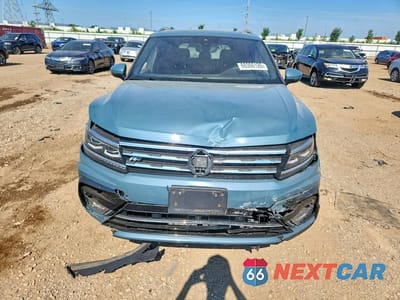 Piąte zdjęcie samochodu w środku: 2021 VOLKSWAGEN TIGUAN SEL PREMIUM R-LINE VIN:3VV4B7AXXMM118755 - miniatura