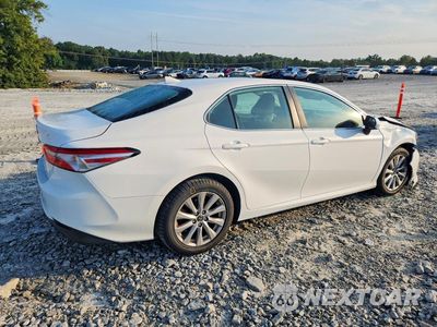 Trzecie zdjęcie samochodu z tyłu: 2019 TOYOTA CAMRY LE VIN:4T1B11HK0KU203673 - miniatura