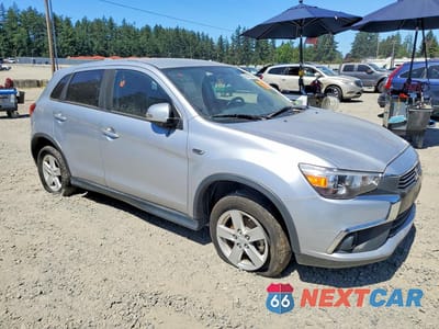 Czwarte zdjęcie samochodu z boku: 2017 MITSUBISHI OUTLANDER SPORT ES VIN:JA4AR3AU4HZ063438 - miniatura