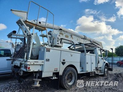 Czwarte zdjęcie samochodu z boku: 2021 FREIGHTLINER M2 - BUCKET TRUCK VIN:3ALACXFEXMDMP5423 - miniatura