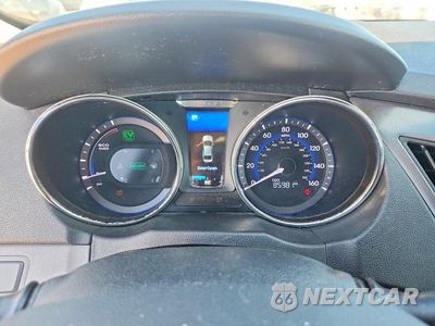 Zdjęcie 9 z 12 samochodu: 2015 HYUNDAI SONATA HYBRID BASE VIN:KMHEC4A48FA137305 - miniatura