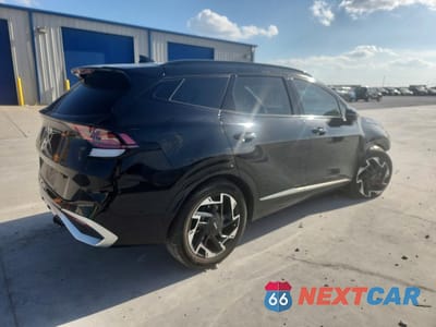 Trzecie zdjęcie samochodu z tyłu: 2025 KIA SPORTAGE SX PRESTIGE VIN:5XYK53DF6SG245036 - miniatura