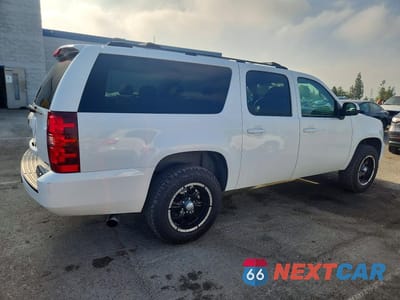 Trzecie zdjęcie samochodu z tyłu: 2007 CHEVROLET SUBURBAN C1500 VIN:3GNFC16067G196649 - miniatura