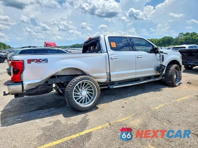 Trzecie zdjęcie samochodu z tyłu: 2018 FORD F250 SUPER DUTY VIN:1FT7W2BT4JEB56854 - miniatura