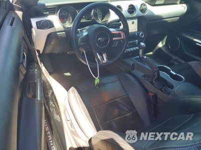 Zdjęcie 8 z 12 samochodu: 2017 FORD MUSTANG VIN:1FA6P8THXH5281959 - miniatura