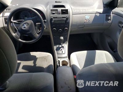 Zdjęcie 8 z 12 samochodu: 2012 TOYOTA COROLLA L VIN:5YFBU4EE6CP061310 - miniatura