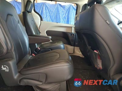 Zdjęcie 11 z 13 samochodu: 2017 CHRYSLER PACIFICA TOURING L VIN:2C4RC1BG5HR795059 - miniatura