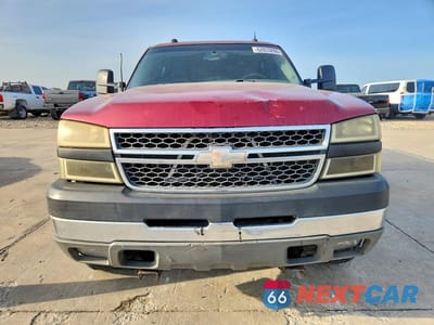 Piąte zdjęcie samochodu w środku: 2005 CHEVROLET SILVERADO K2500 HEAVY DUTY VIN:1GCHK23U85F829314 - miniatura