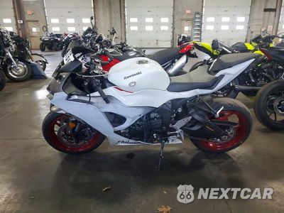 Trzecie zdjęcie samochodu z tyłu: 2025 KAWASAKI ZX636 K VIN:JKBZXJJ10SA023457 - miniatura