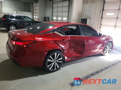 Trzecie zdjęcie samochodu z tyłu: 2021 NISSAN ALTIMA SR VIN:1N4BL4CW0MN370953 - miniatura