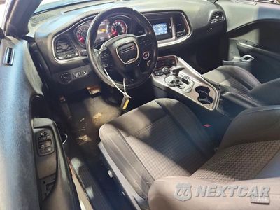 Zdjęcie 8 z 12 samochodu: 2015 DODGE CHALLENGER SXT VIN:2C3CDZAG8FH708507 - miniatura