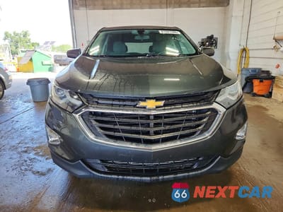 Piąte zdjęcie samochodu w środku: 2018 CHEVROLET EQUINOX LT VIN:3GNAXSEV3JS570897 - miniatura