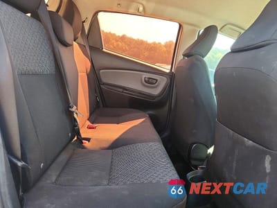 Zdjęcie 11 z 13 samochodu: 2015 TOYOTA YARIS 5-DOOR L VIN:VNKKTUD33FA023827 - miniatura