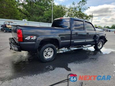 Trzecie zdjęcie samochodu z tyłu: 2005 CHEVROLET SILVERADO K1500 HEAVY DUTY VIN:1GCGK13U55F929442 - miniatura