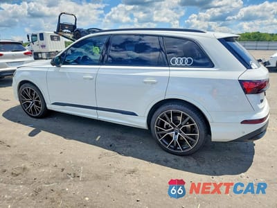 Drugie zdjęcie samochodu z przodu: 2021 AUDI Q7 PRESTIGE VIN:WA1VXAF75MD021012 - miniatura