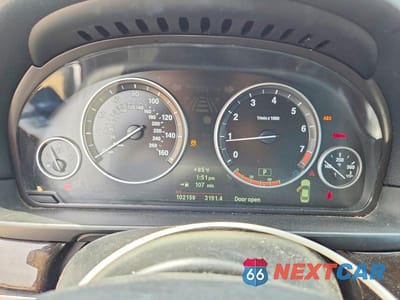 Zdjęcie 9 z 12 samochodu: 2011 BMW 528 I VIN:WBAFR1C51BDS36825 - miniatura