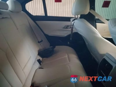 Zdjęcie 10 z 12 samochodu: 2021 BMW 330I VIN:3MW5R1J07M8C11527 - miniatura