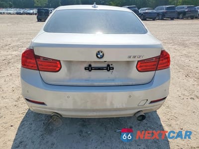Zdjęcie 6 z 12 samochodu: 2014 BMW 335 I VIN:WBA3A9G54ENS64846 - miniatura