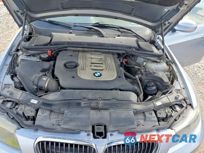 Zdjęcie 11 z 12 samochodu: 2011 BMW 335 D VIN:WBAPN7C58BF184262 - miniatura