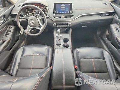 Zdjęcie 8 z 12 samochodu: 2021 NISSAN ALTIMA SR VIN:1N4BL4CW8MN307633 - miniatura