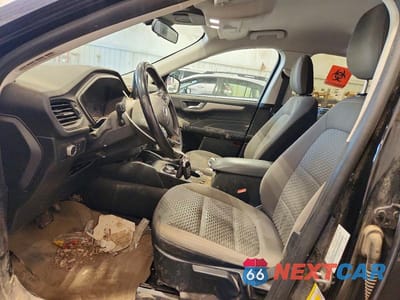 Zdjęcie 7 z 13 samochodu: 2021 FORD ESCAPE SE VIN:1FMCU9G64MUB32723 - miniatura